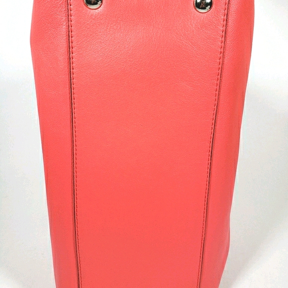 Coach Coral Bowler Hand Bag With Dust Bag - Picture 3 of 16